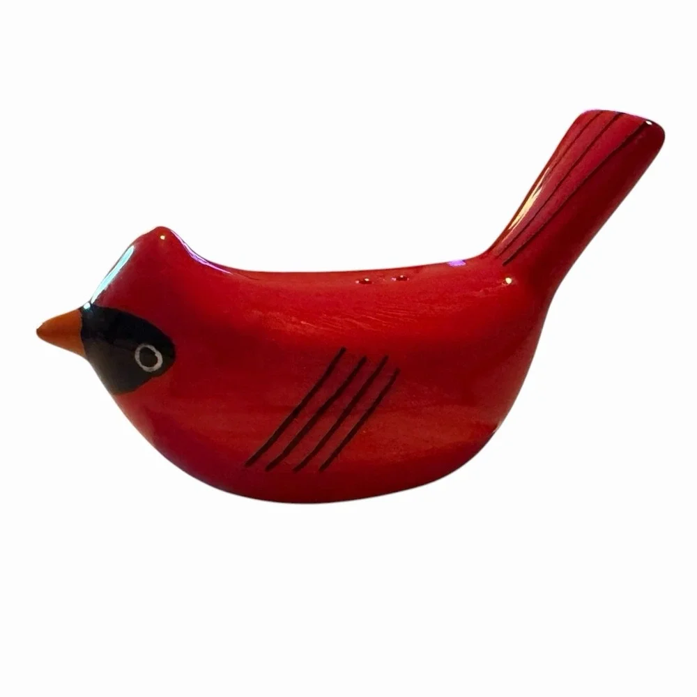 Cardinal Bird Salt & Pepper Shakers Red Ceramic Pair Cottage Farmhouse Decor